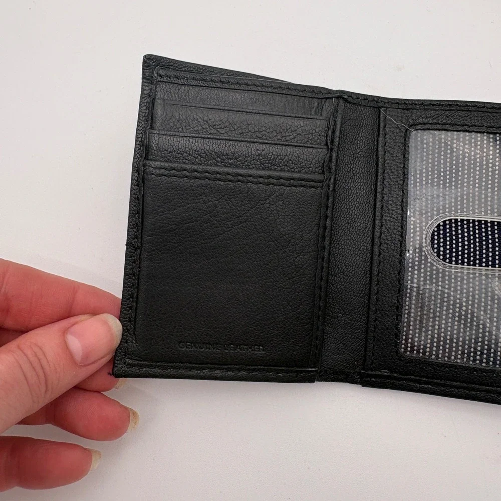Levi Strauss & Co San Francisco logo Mens Black Leather Trifold Wallet ID Window
